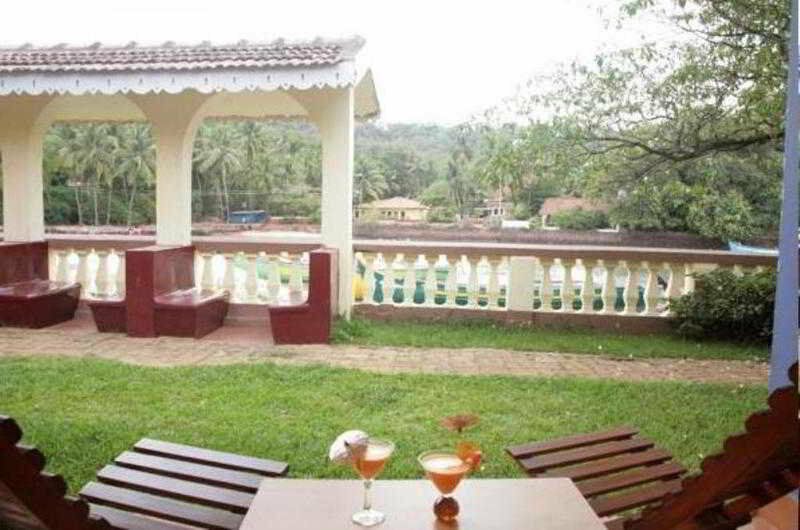 Baia Do Sol - Beach boutique Baga Extérieur photo